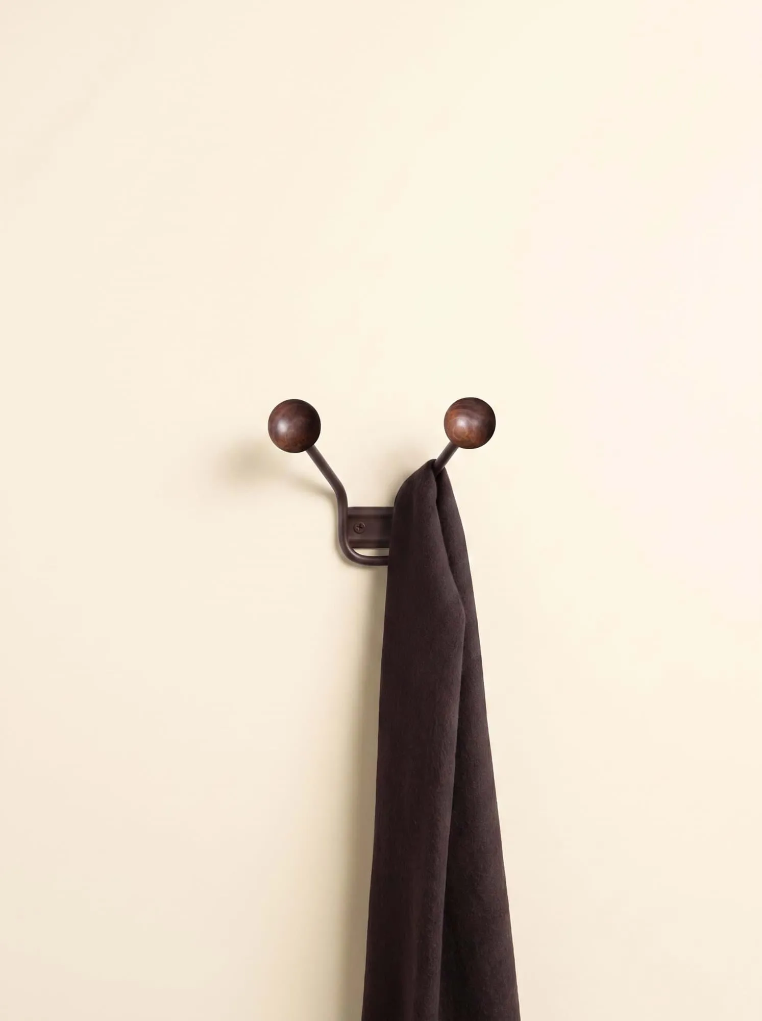 Bill XXS hanger, Dark mocha Maze