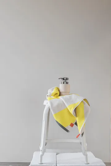 Diagonal guest towel 40x55 cm 2-pack - Yellow - Mette Ditmer
