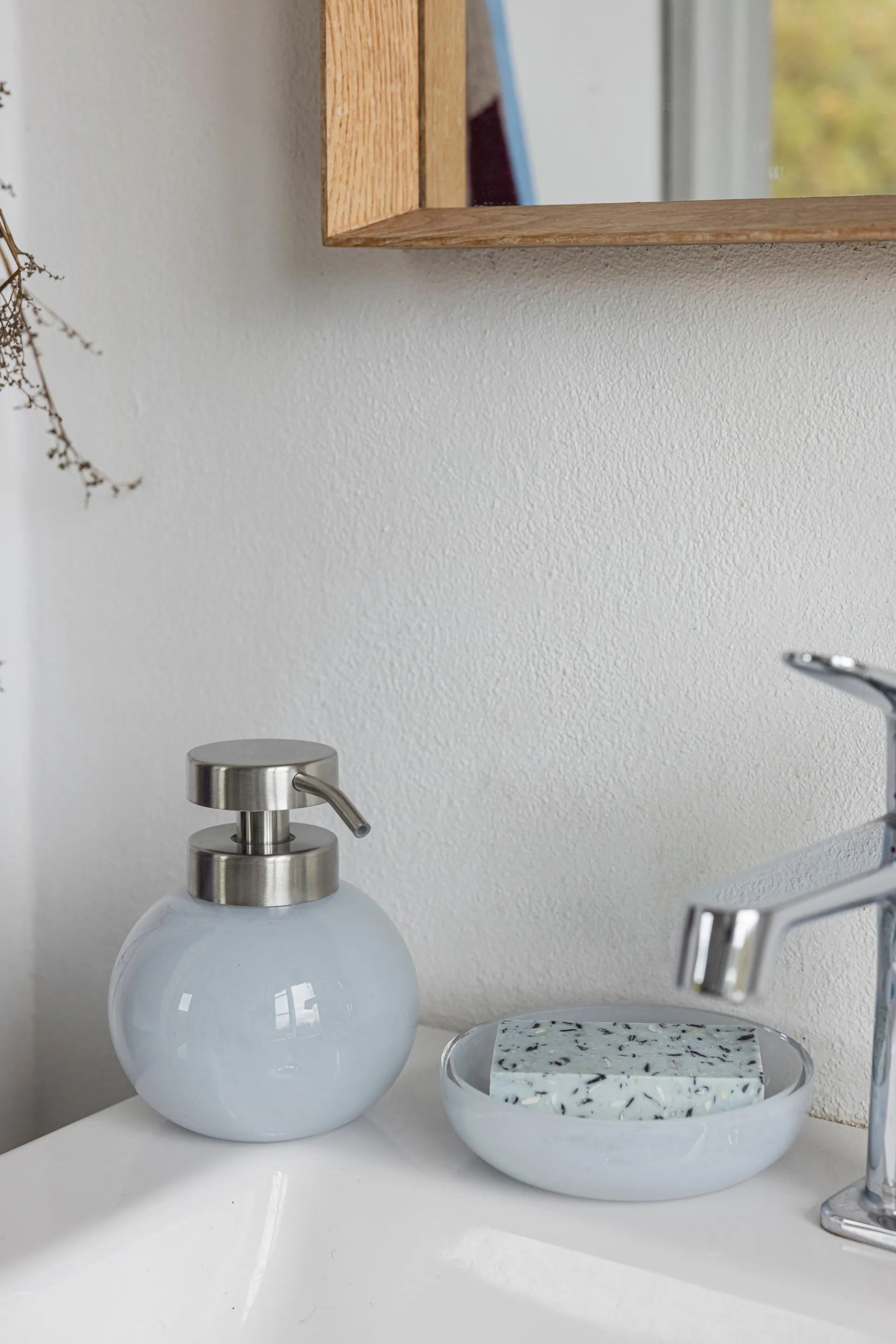 Opal soap dispenser, Light blue Mette Ditmer