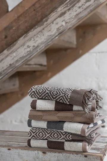 Retro towel - Chocolate, 50x90 cm - Mette Ditmer
