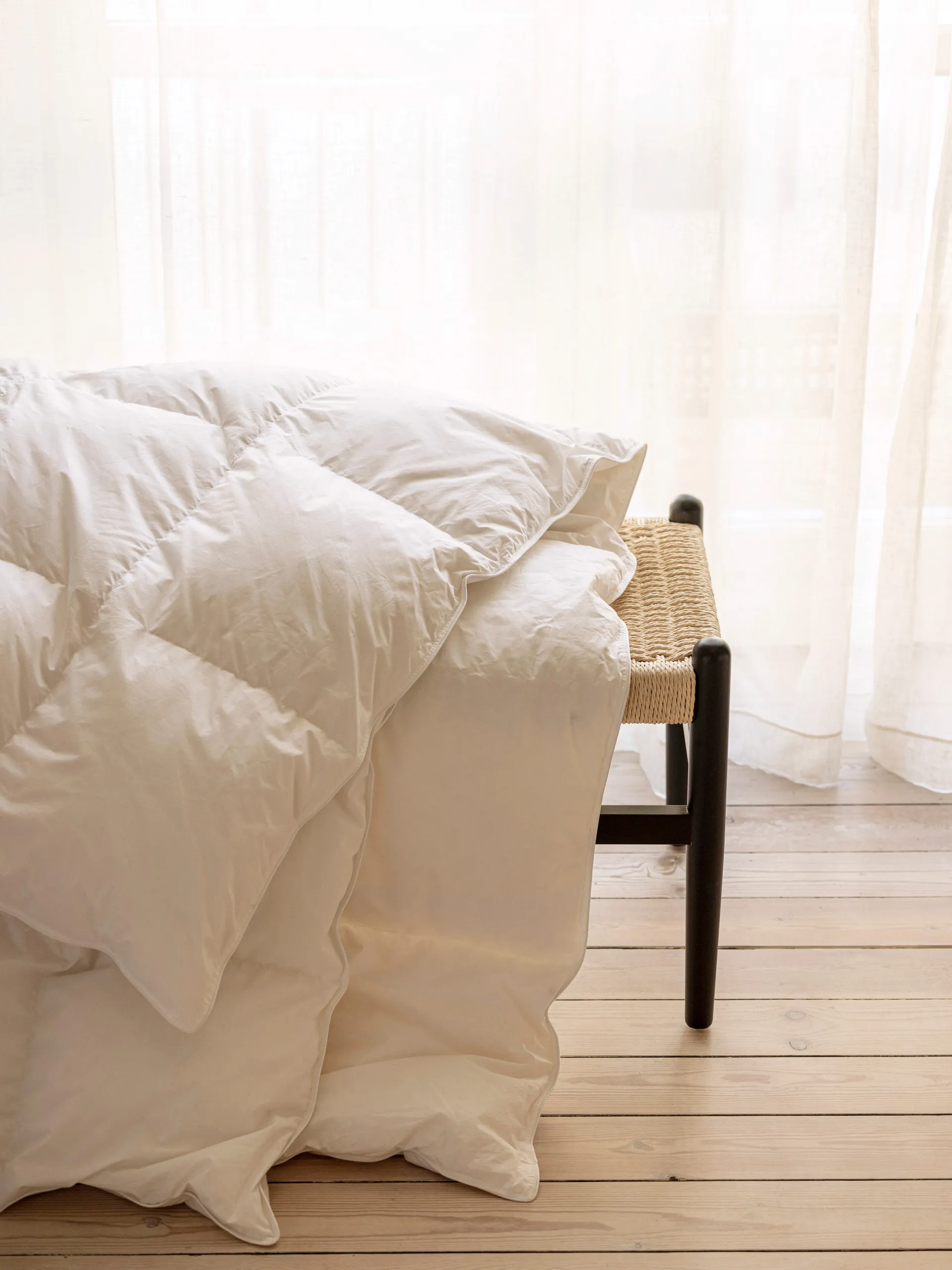 Natura down duvet, White, 220x220 cm, Warm Mille Notti