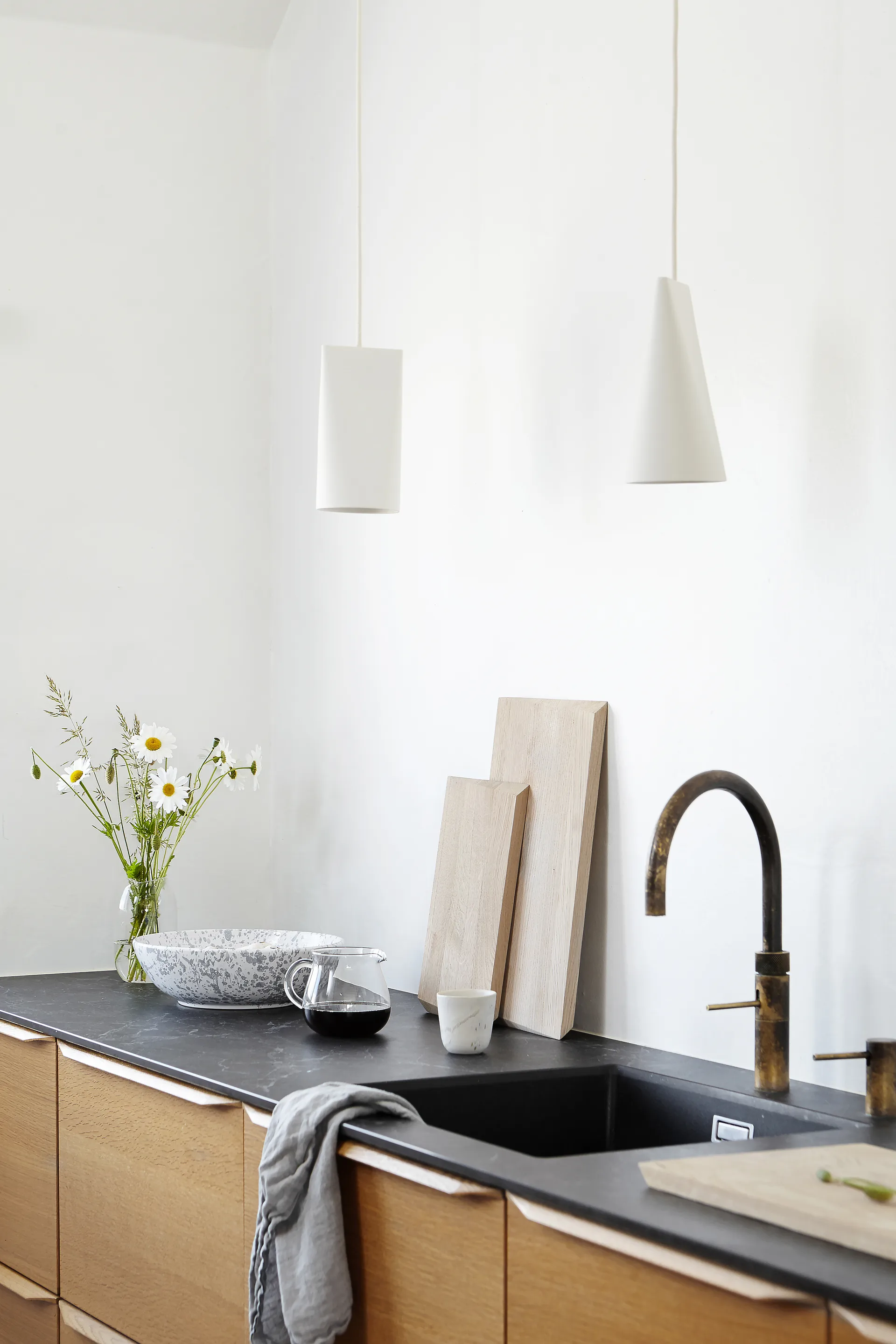 Ceiling lamp ceramic 11.2x22 cm, White MOEBE