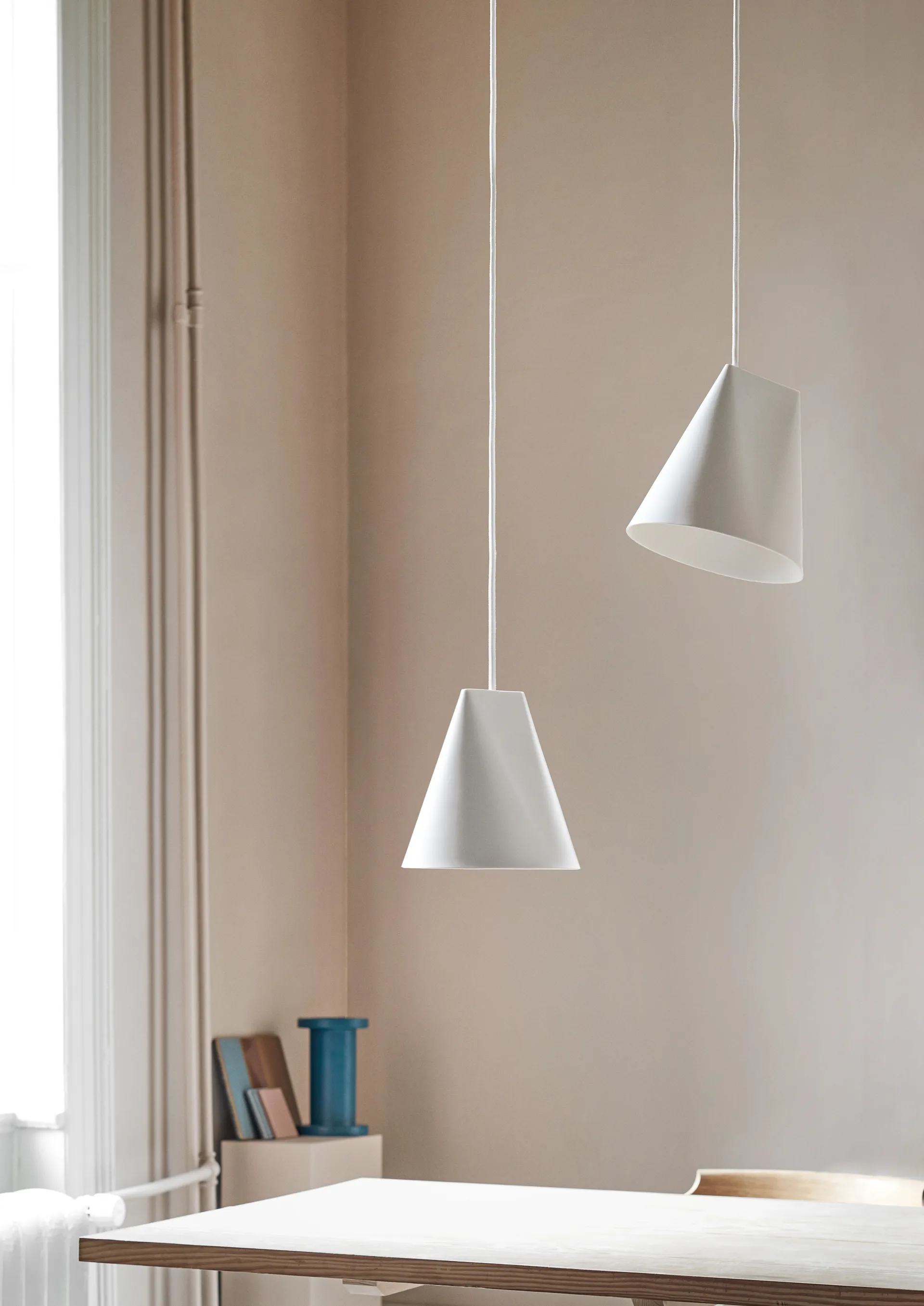 Ceiling lamp ceramic 23x23.5 cm, White MOEBE
