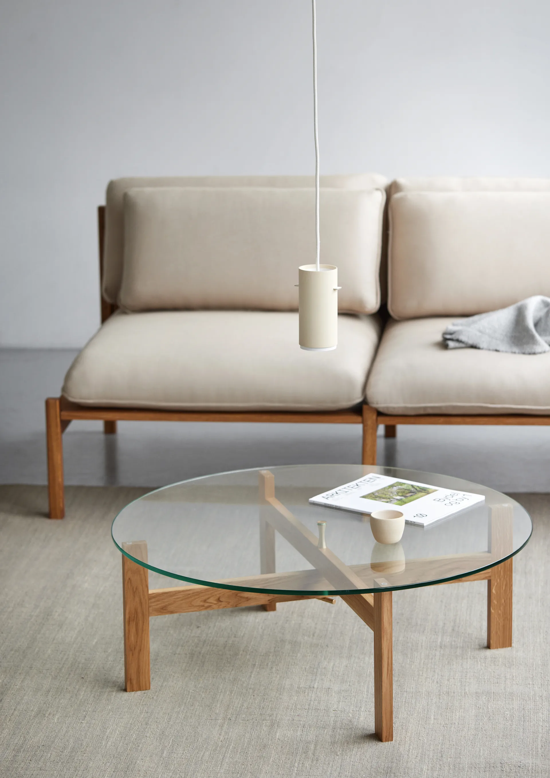 Moebe Round coffee table Ø88 cm, Oak MOEBE
