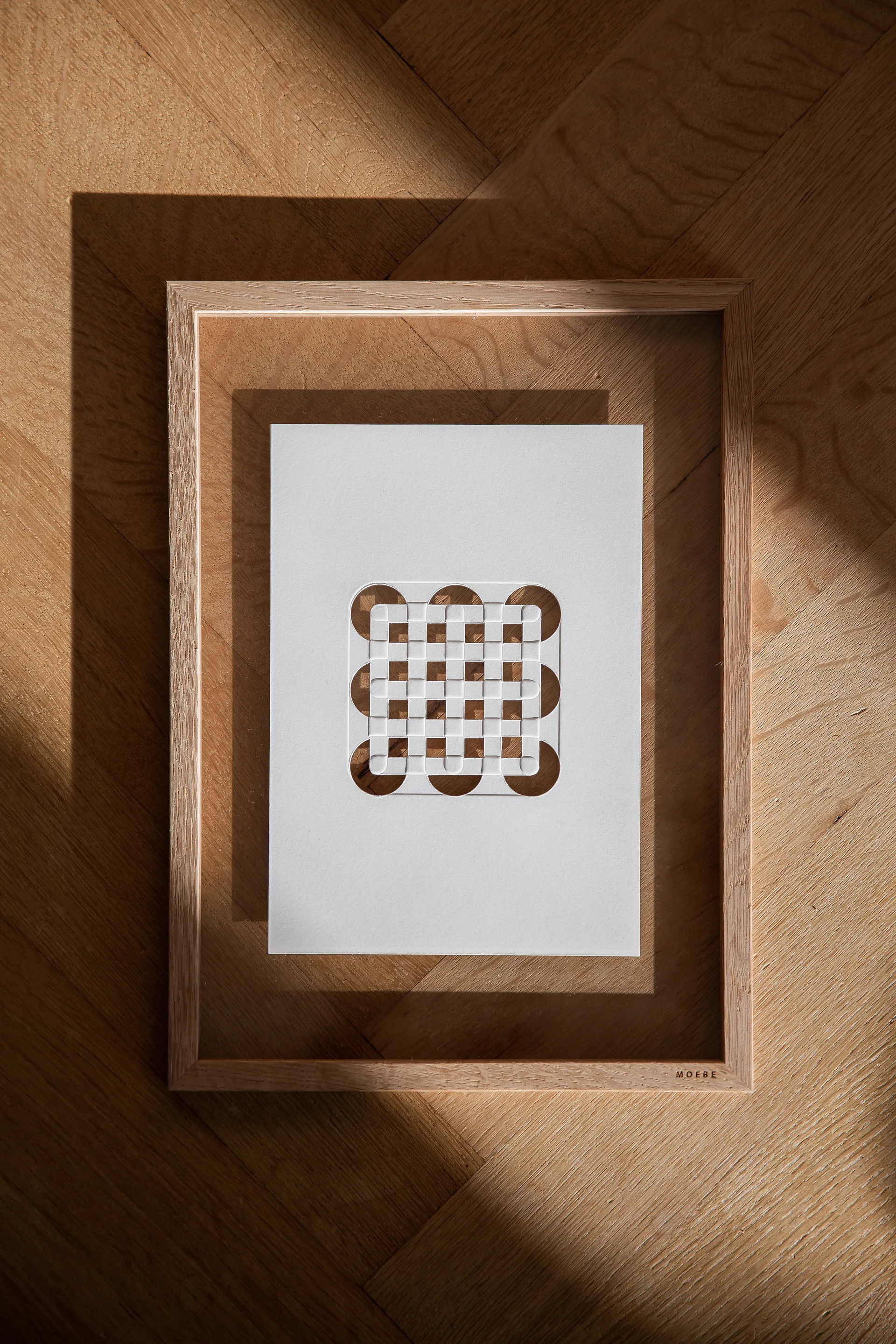 Relief artwork circles & squares 21x29.7 cm, Off White MOEBE