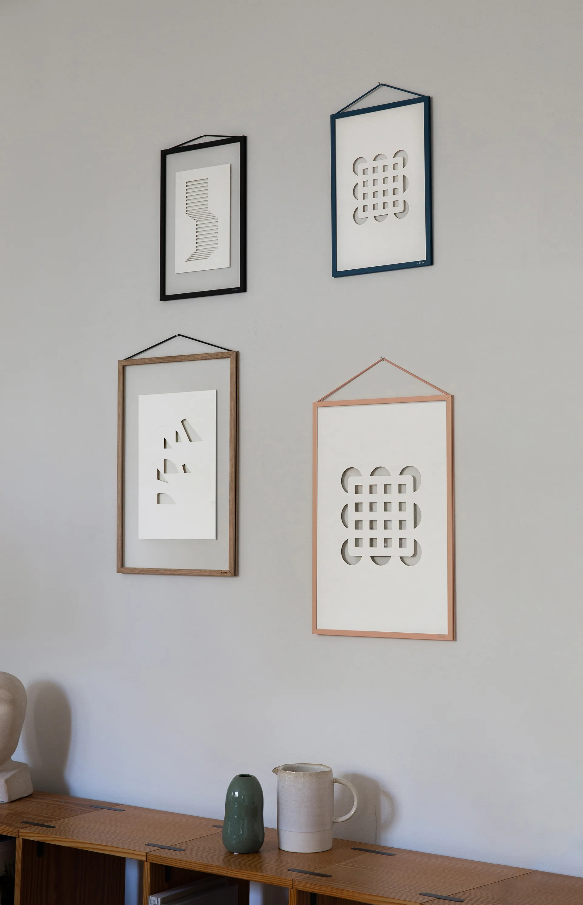 Relief artwork circles & squares 29.7x42 cm, Off White MOEBE