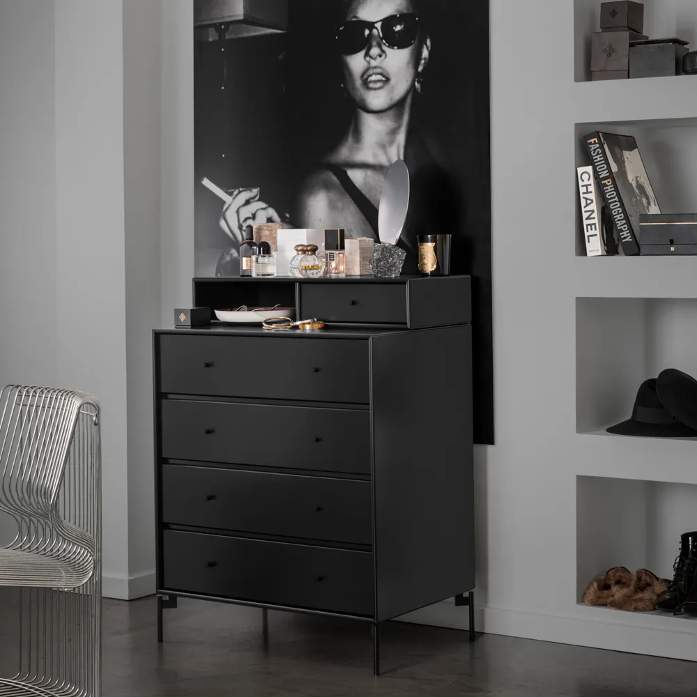 Keep dresser, Nordic 09. laquered legs in snow Montana