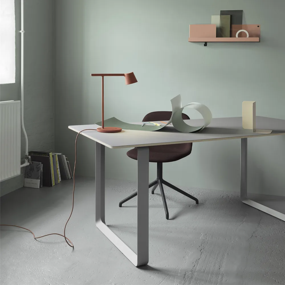 70/70 dining table 170x85 cm, Solid oak-Sand Muuto
