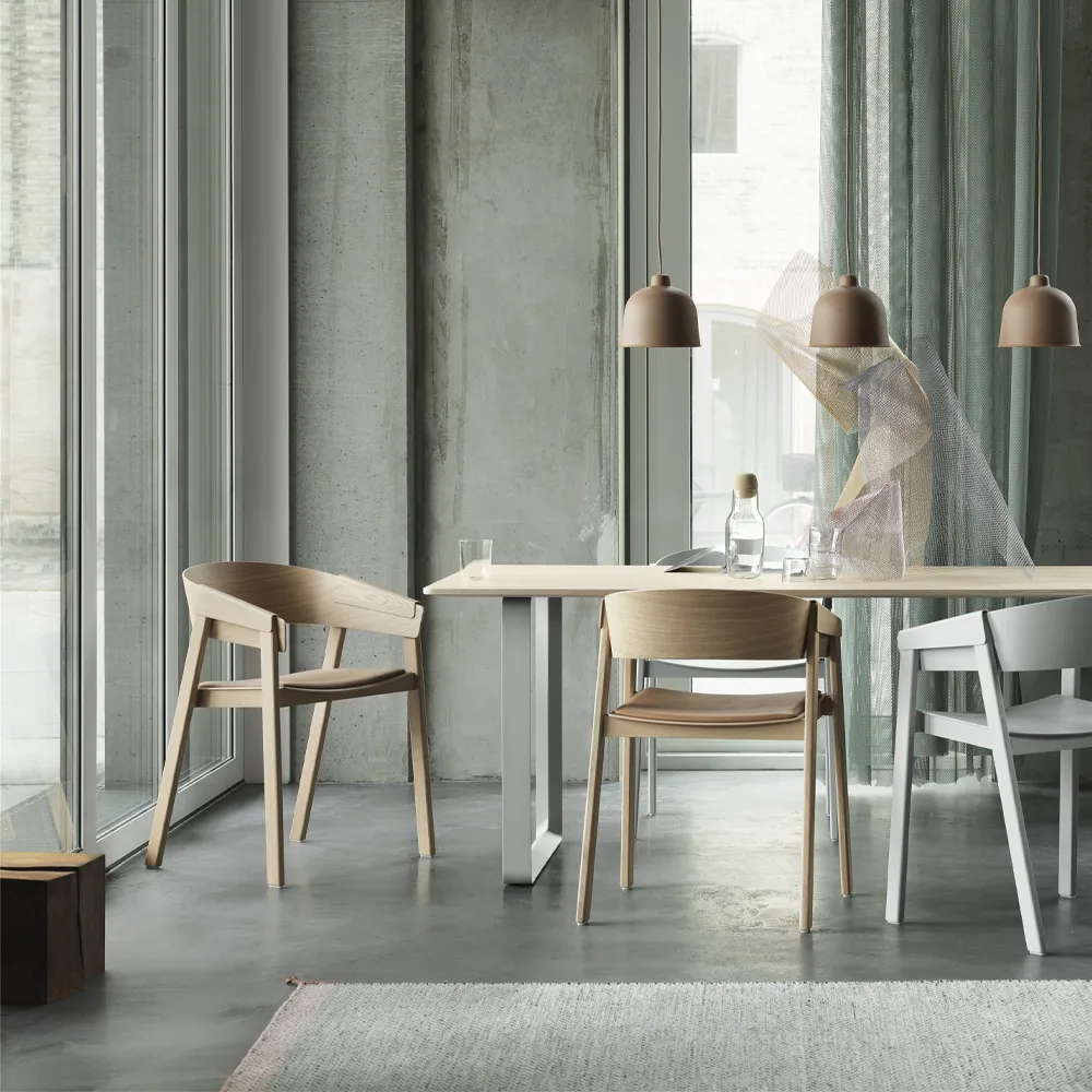70/70 dining table 225x90 cm, Solid oak-Black Muuto