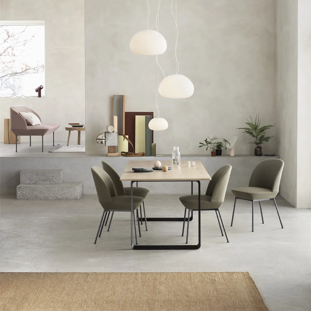 70/70 dining table 225x90 cm, Solid oak-Sand Muuto