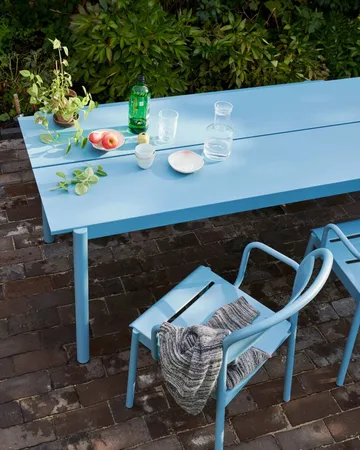 Linear steel armchair - Pale blue - Muuto