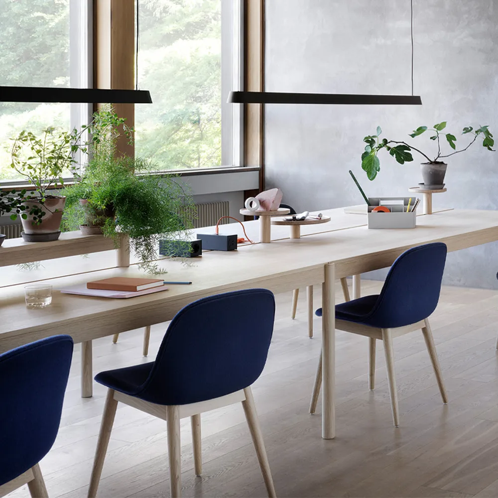 Linear System tray, Oak Ø24 cm Muuto