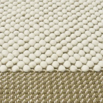 Pebble rug 170x240 cm - Brown green - Muuto