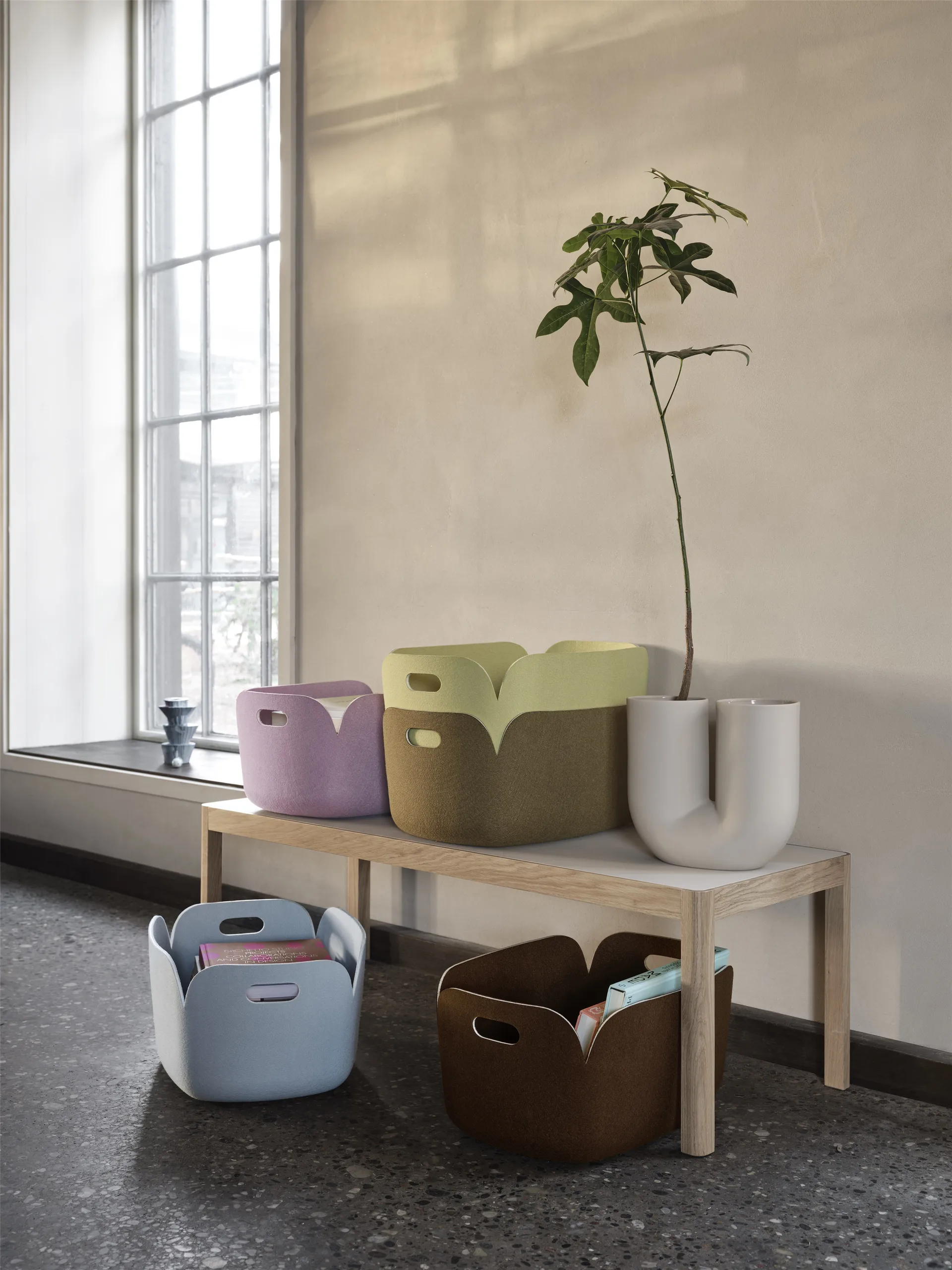 Restore storage basket, Beige-Green Muuto