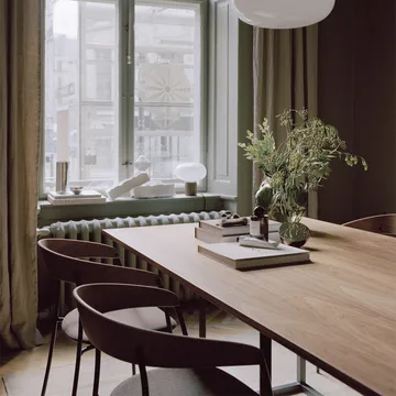 Florence rectangular dining table - Natural oak. black stand - New Works