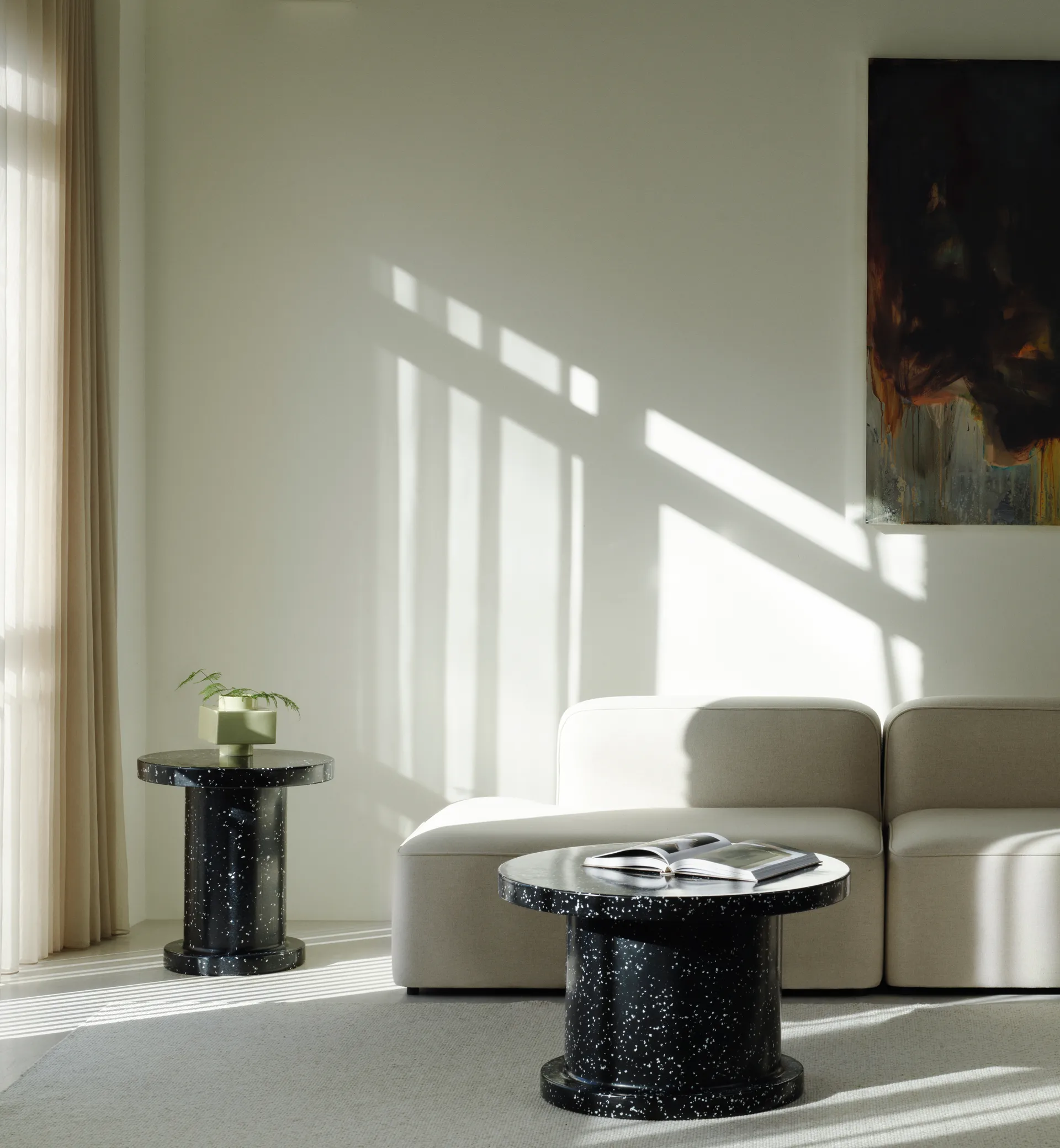 Bit side table, Black Normann Copenhagen