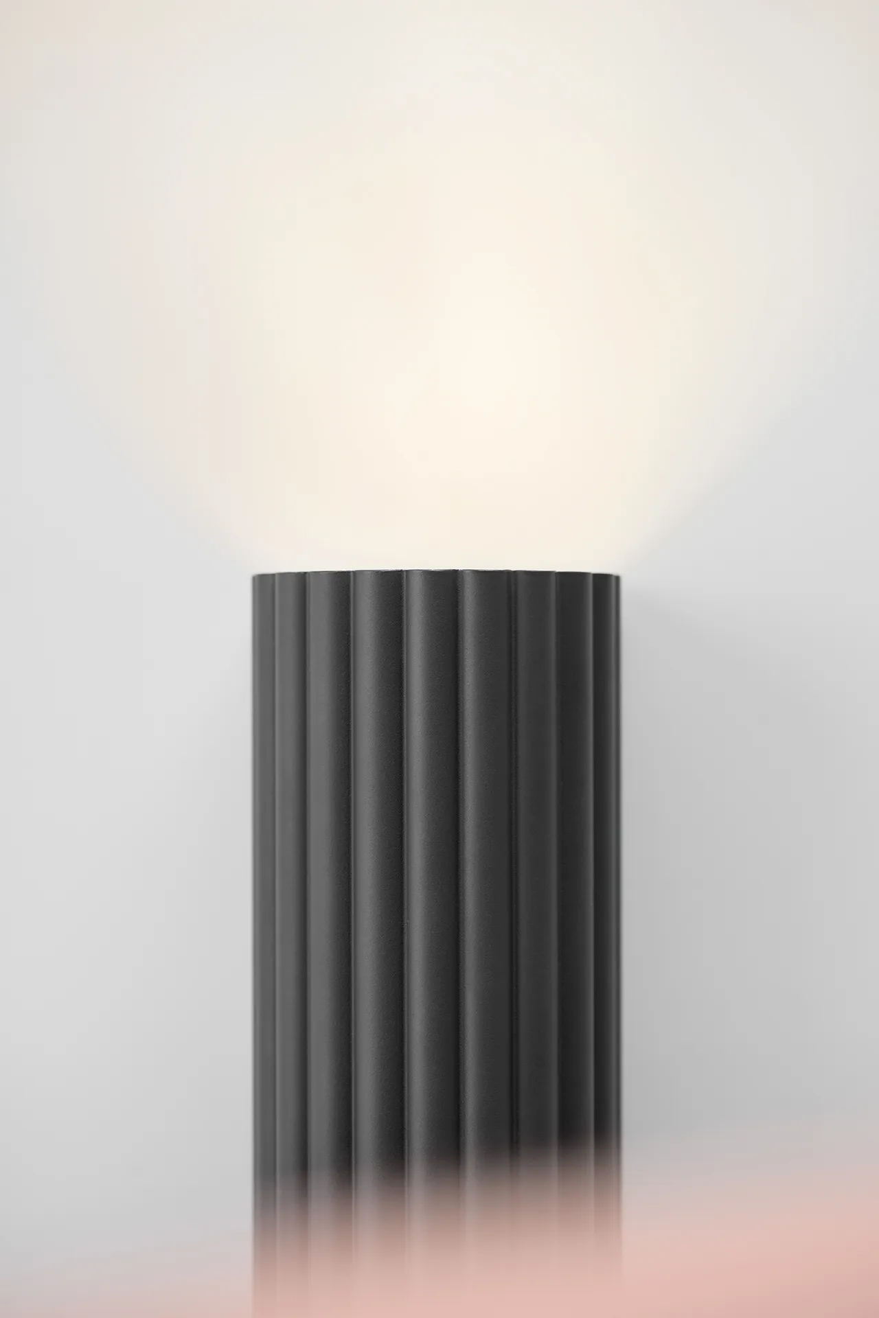 Donna 15 wall lamp, Black ink Pholc