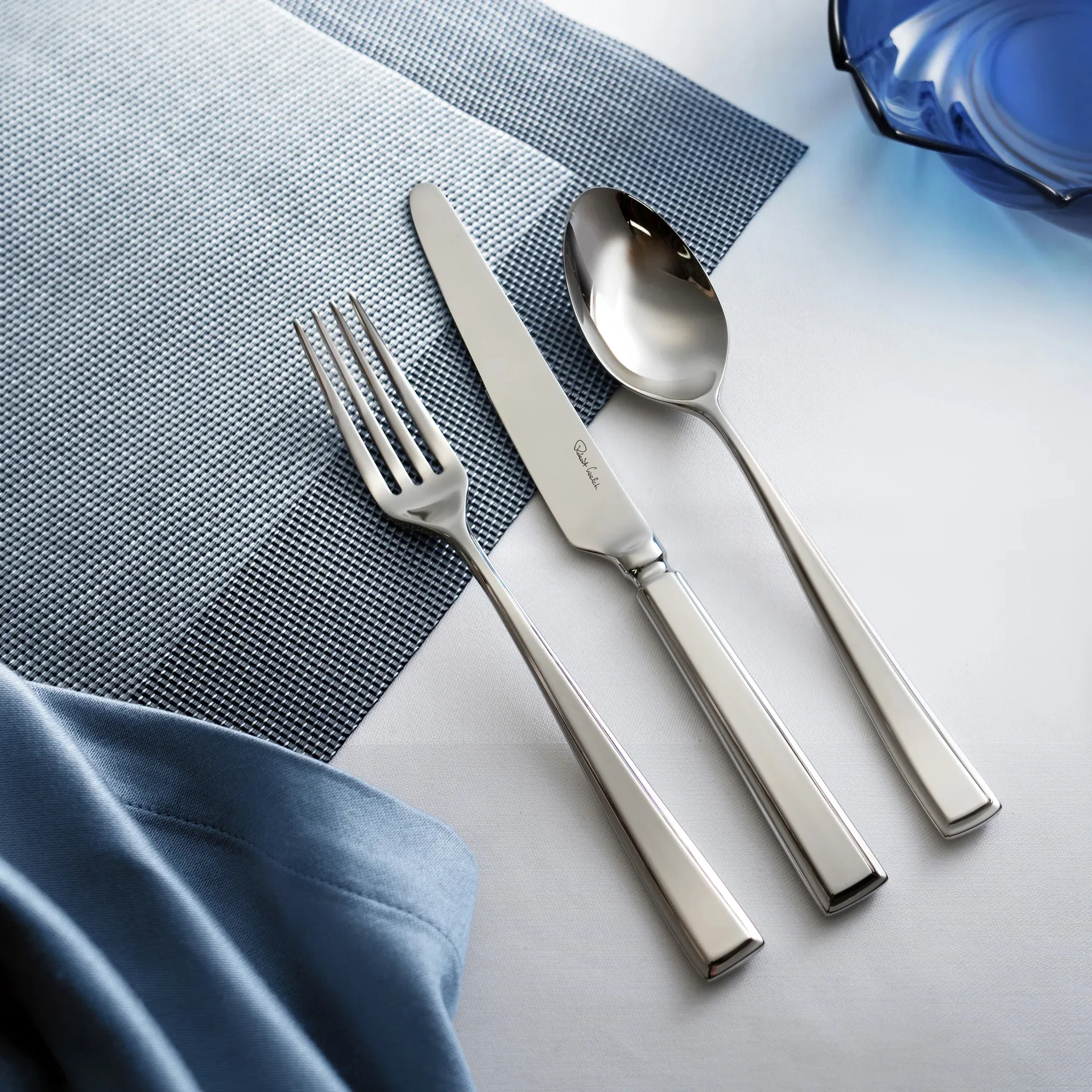 Fairford bright dessert spoon, Stainless steel, 18.4 cm Robert Welch