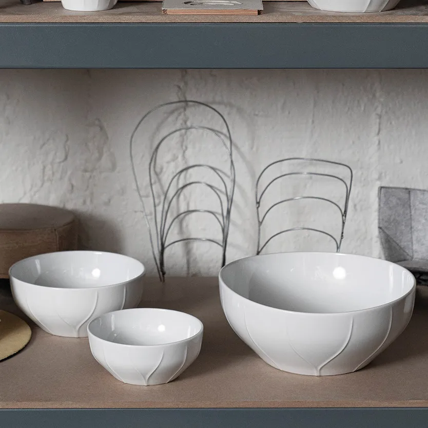 Pli Blanc serving bowl 1.9 L, white Rörstrand