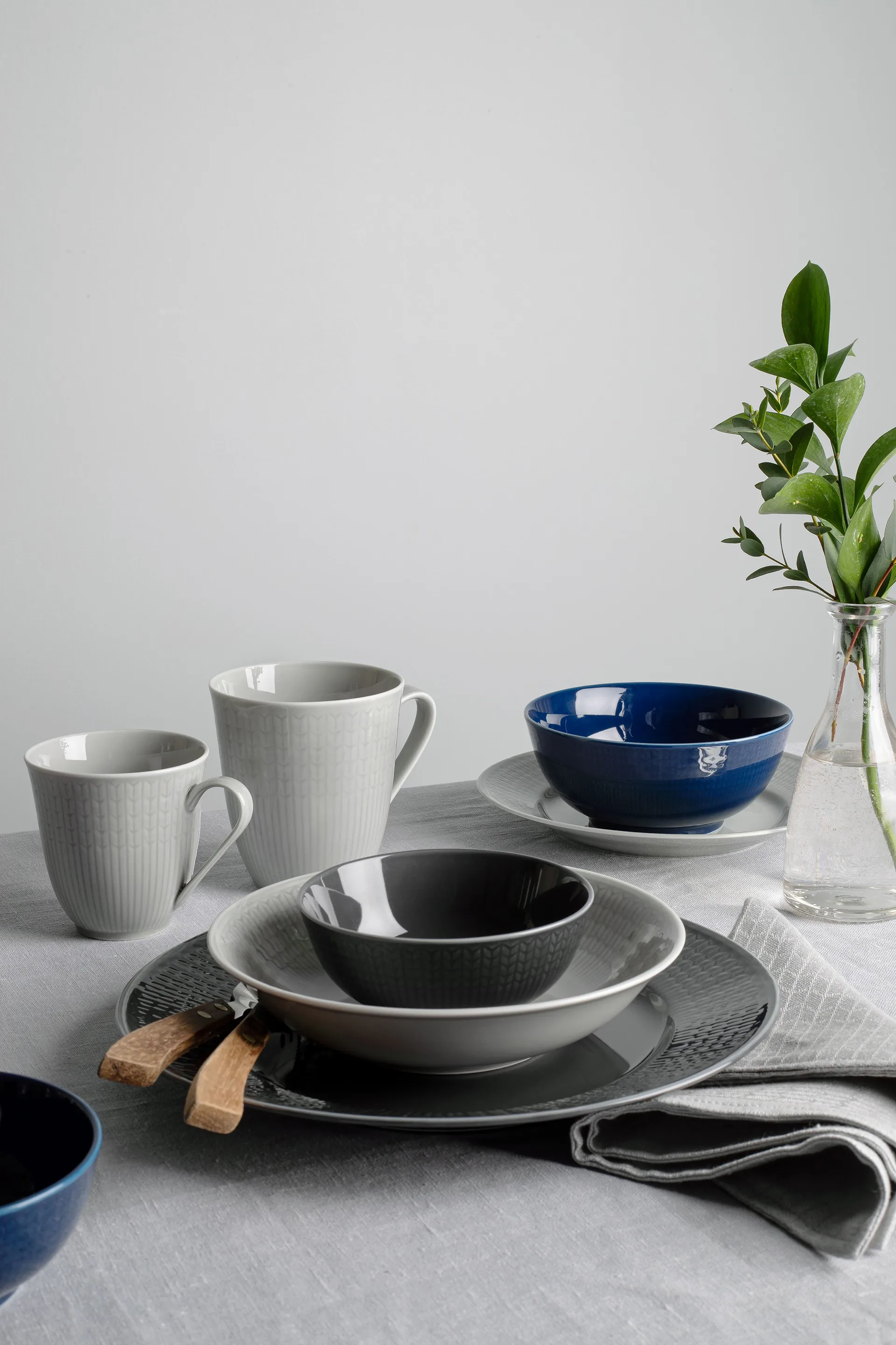 Swedish Grace mug large, Mist (grey) Rörstrand
