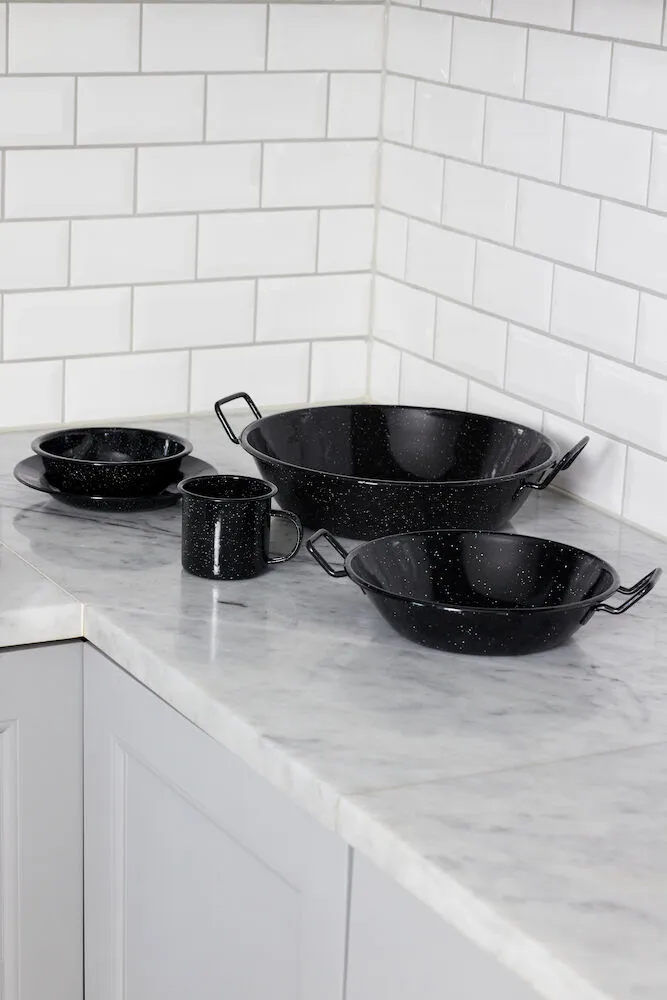 Doris enamelled wok medium Ø31.5 cm, Black Sagaform