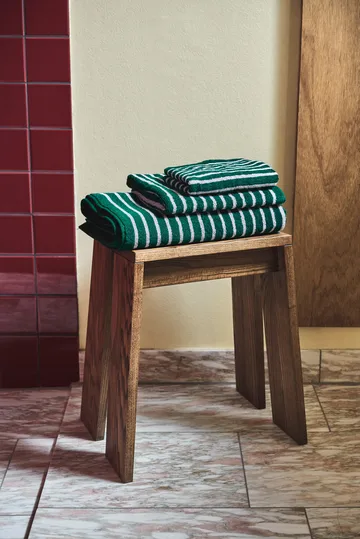Drift bath towel 70x140 cm - Green-purple - Scandi Living