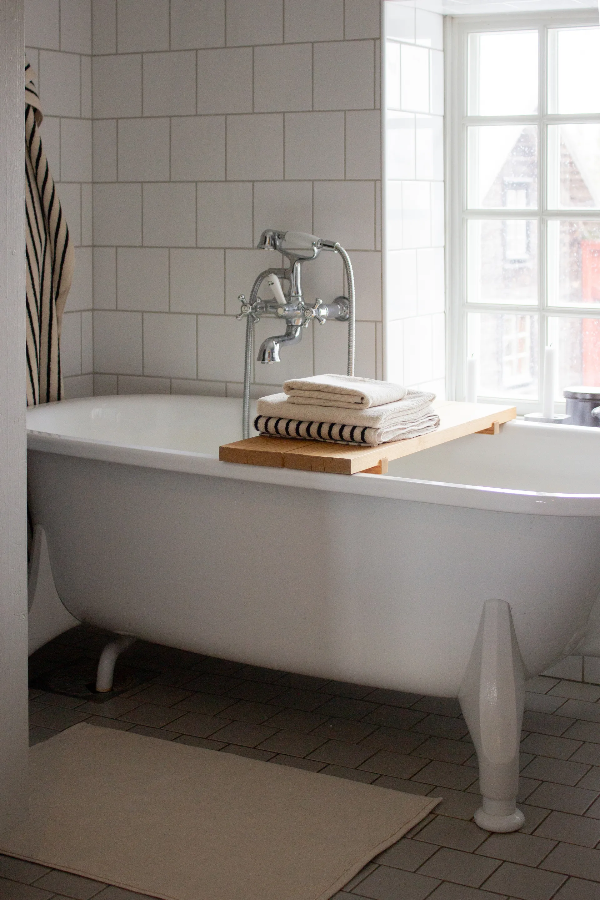 Drift towel 30x50 cm, White Scandi Living