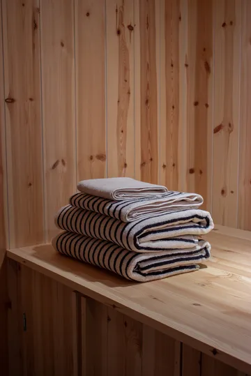 Drift towel 30x50 cm - White - Scandi Living