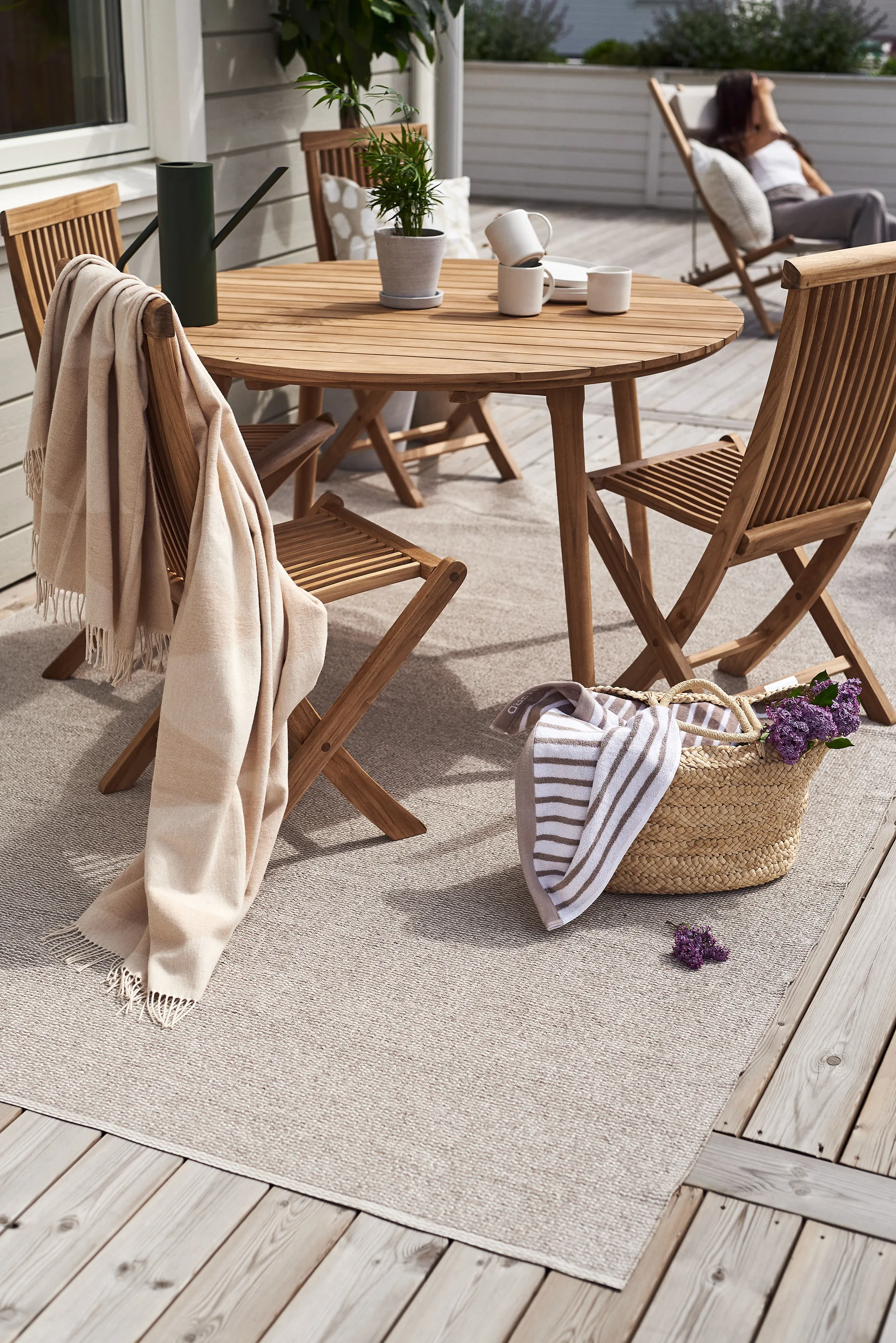 Mellow plastic rug greige, 150x200 cm Scandi Living