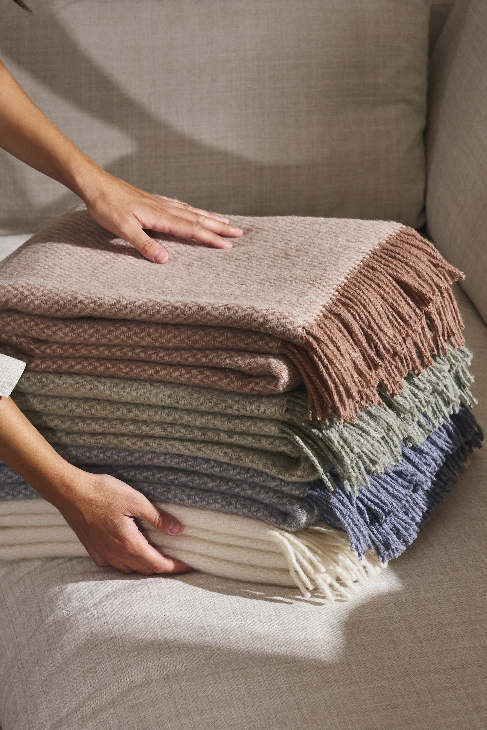 Sandstone wool throw 130x180 cm, Cream Scandi Living