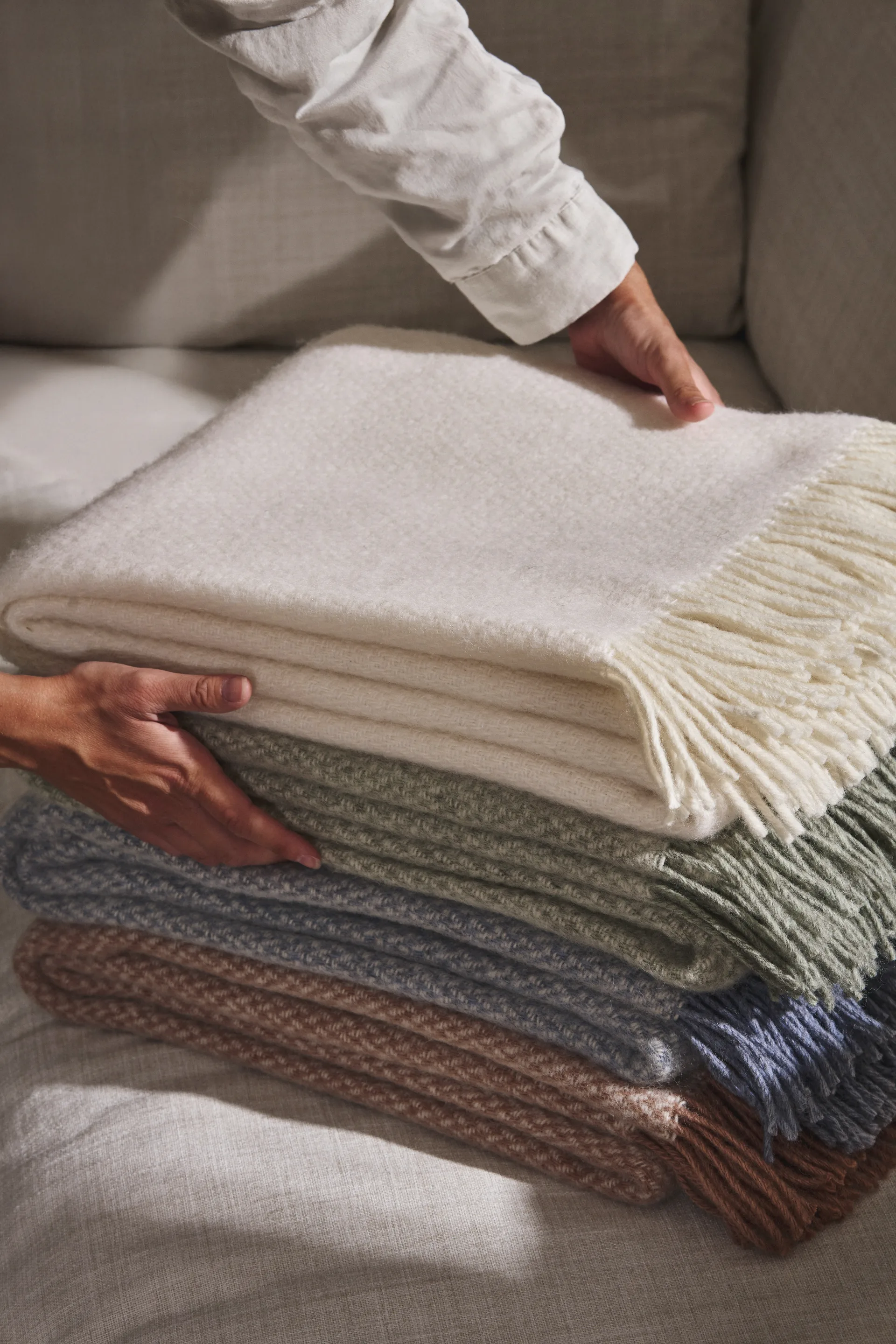 Sandstone wool throw 130x180 cm, Cream Scandi Living