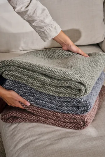 Sandstone wool throw 130x180 cm - Khaki green - Scandi Living