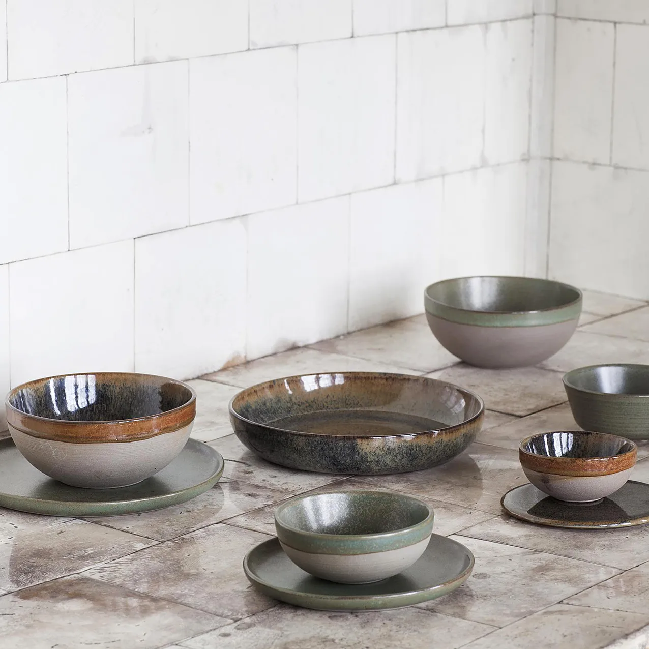 Surface serving bowl 15 cm, camogreen Serax