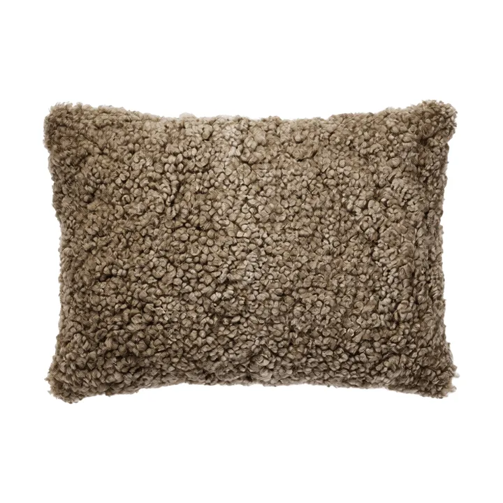 Shepherd Lina sheep skin cushion 40 x 30 cm - Desert - Shepherd of Sweden