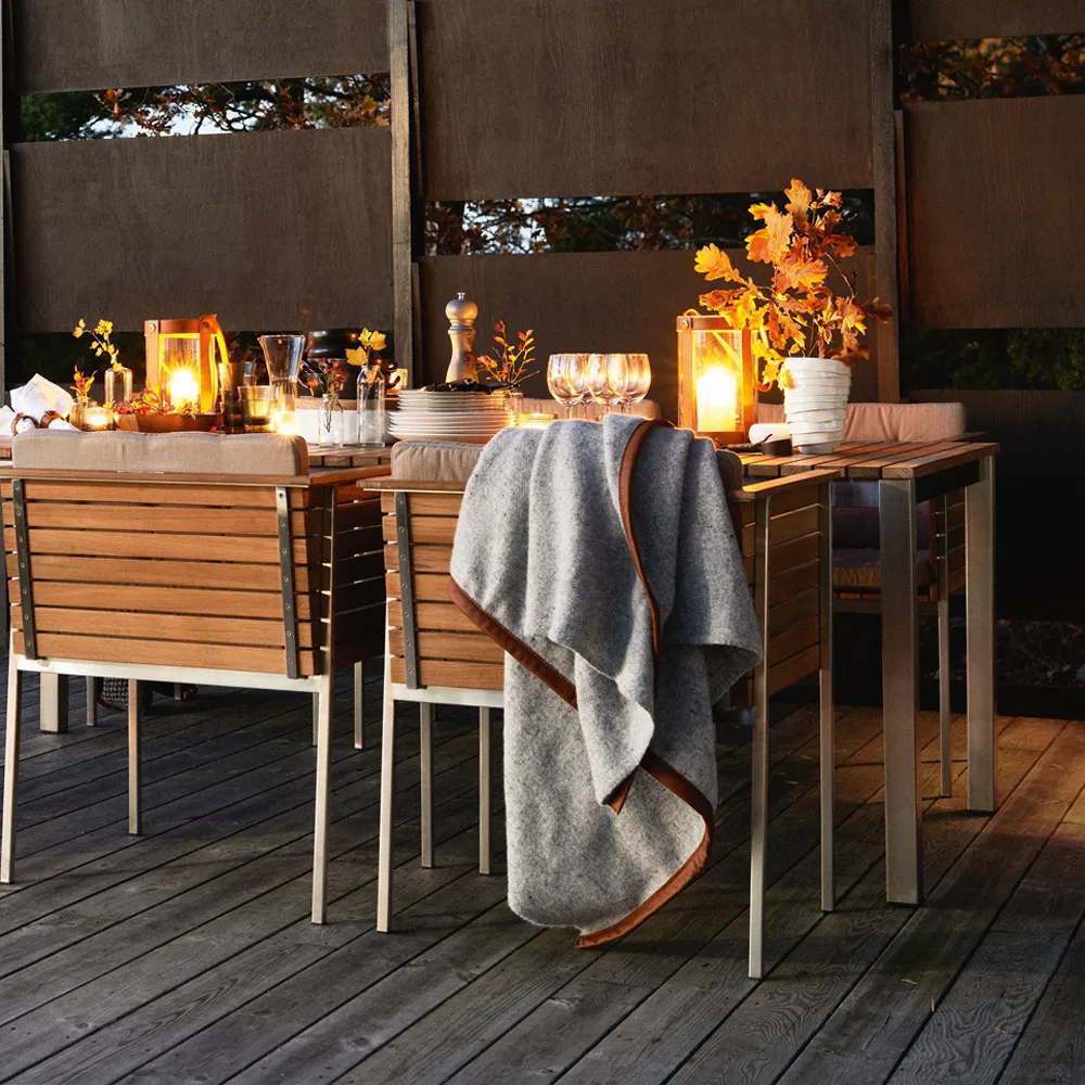 Häringe dining table, Teak, medium, black steel frame Skargaarden