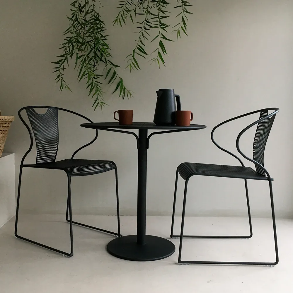 Piazza I table, White SMD Design