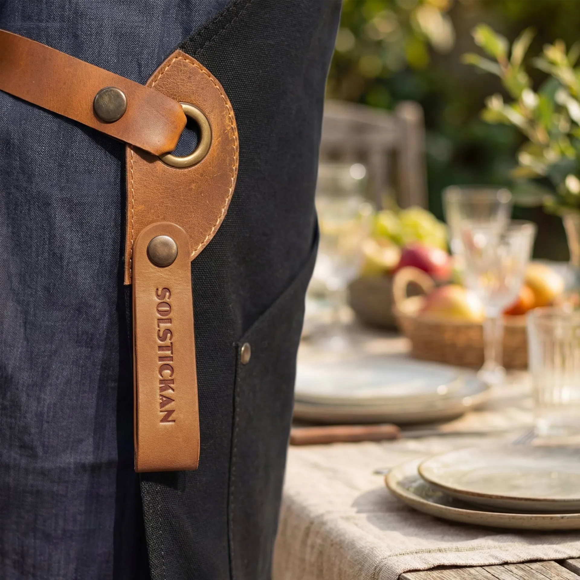 Solstickan canvas apron, Black Solstickan Design