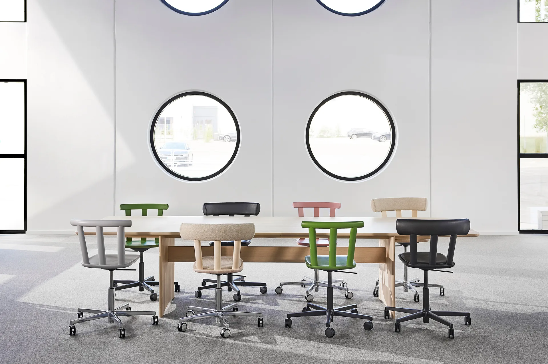 Alt table 90x320 cm birch, Light matte lacquer Stolab