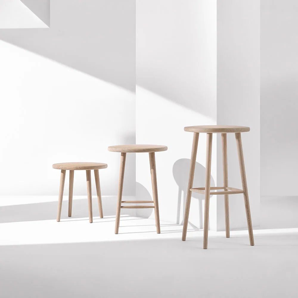 Miss Button bar stool, Oak natural oil. high Stolab