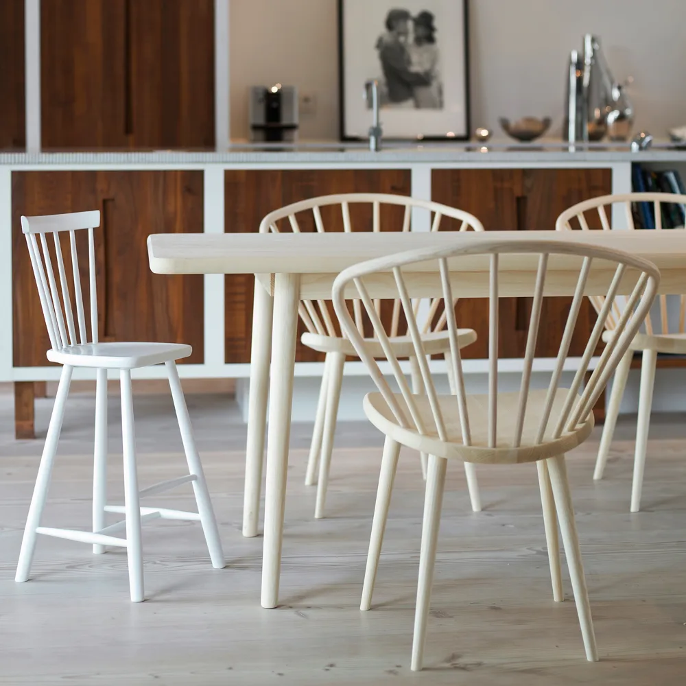 Miss Holly dining table 235x100 cm, Birch white oiled Stolab