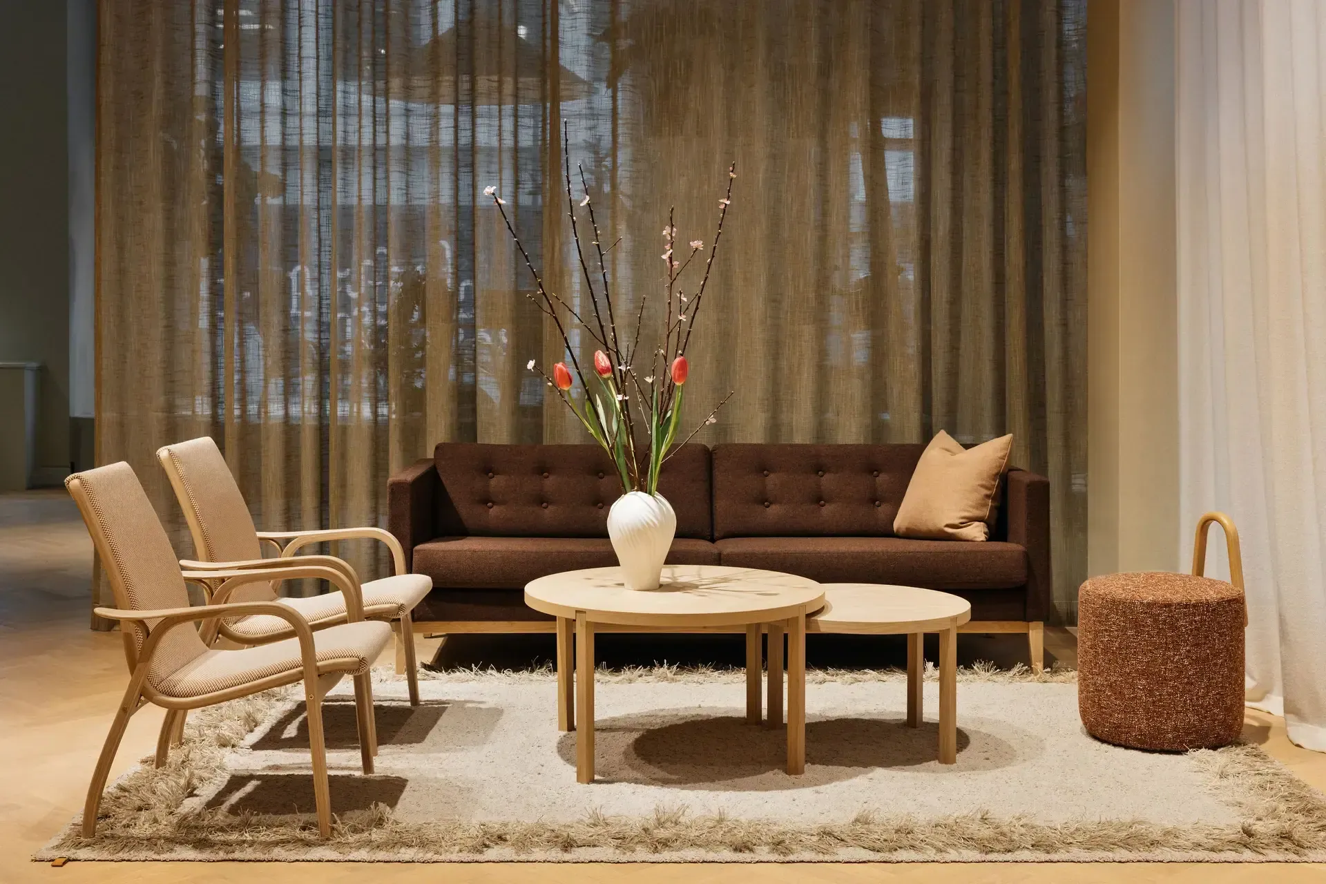 Laminett armchair, Sheepskin Charcoal-oiled oak Swedese