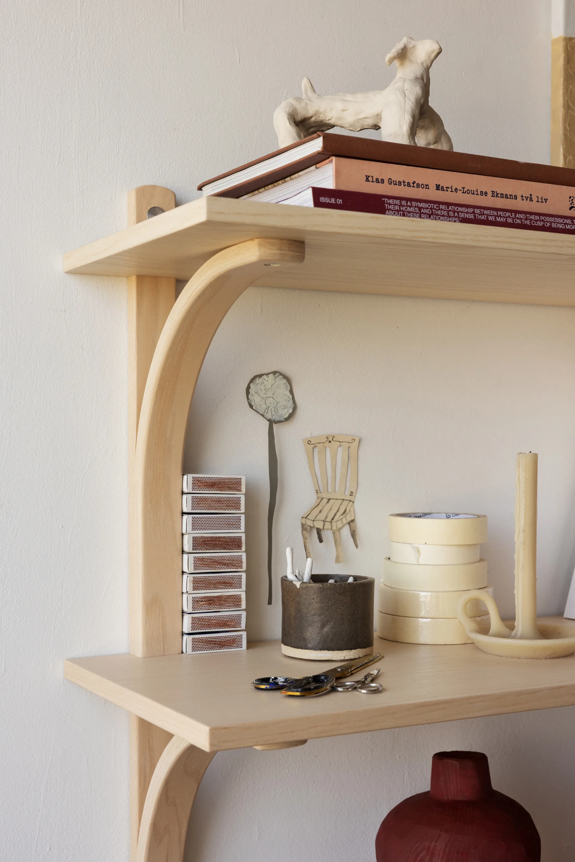 Levi shelf, White-pigmented oak-brass, 2 shelves, 180 cm Swedese