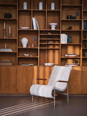 Serpentine armchair - Sheepskin Espresso dark brown - Swedese