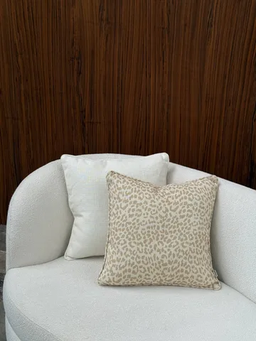 Norell cushion - Off white, 50x50 cm - Tinted