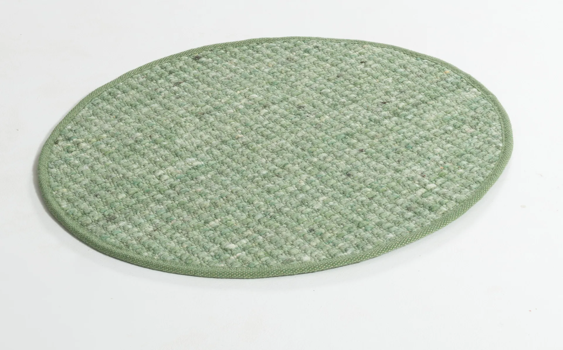 Greenland Swift round rug, Jade no. 240, Ø250 cm Tisca