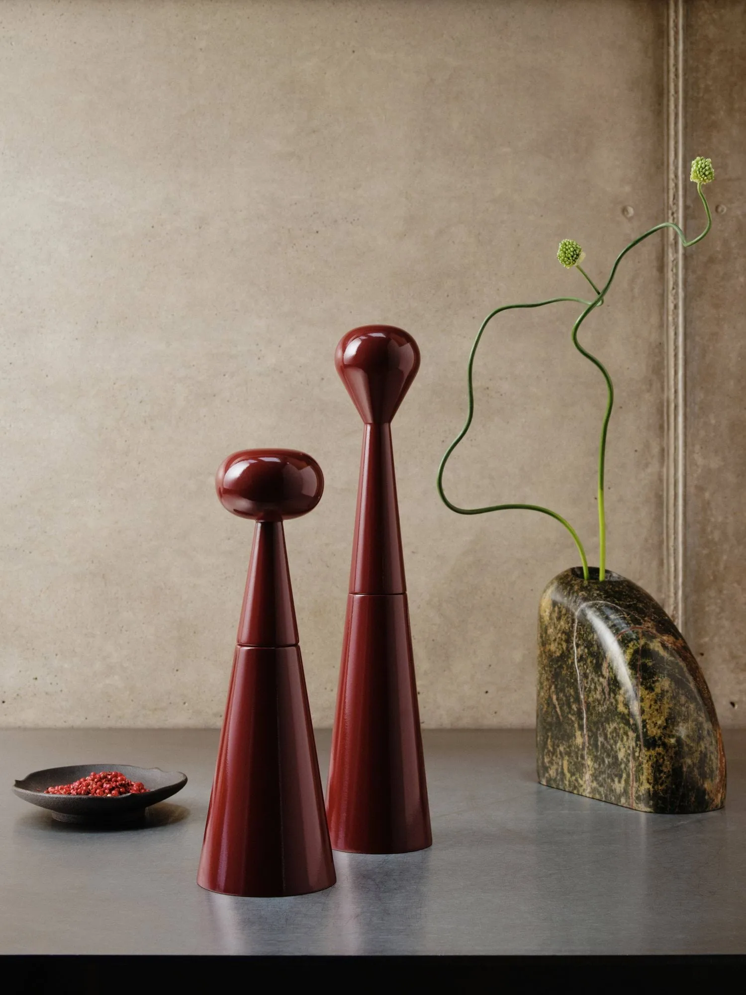 Brew Small spice grinder 25 cm, Burgundy Tom Dixon