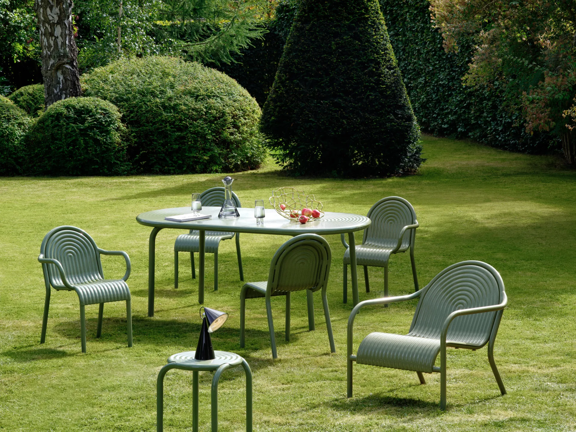 Groove Obround dining table - Moss, 86x186 cm,  Tom Dixon