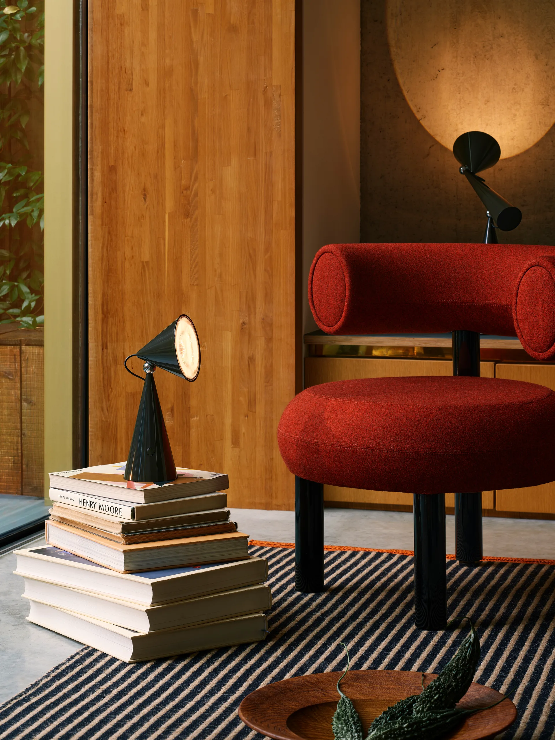 Pose Portable LED table lamp, Kelp Tom Dixon