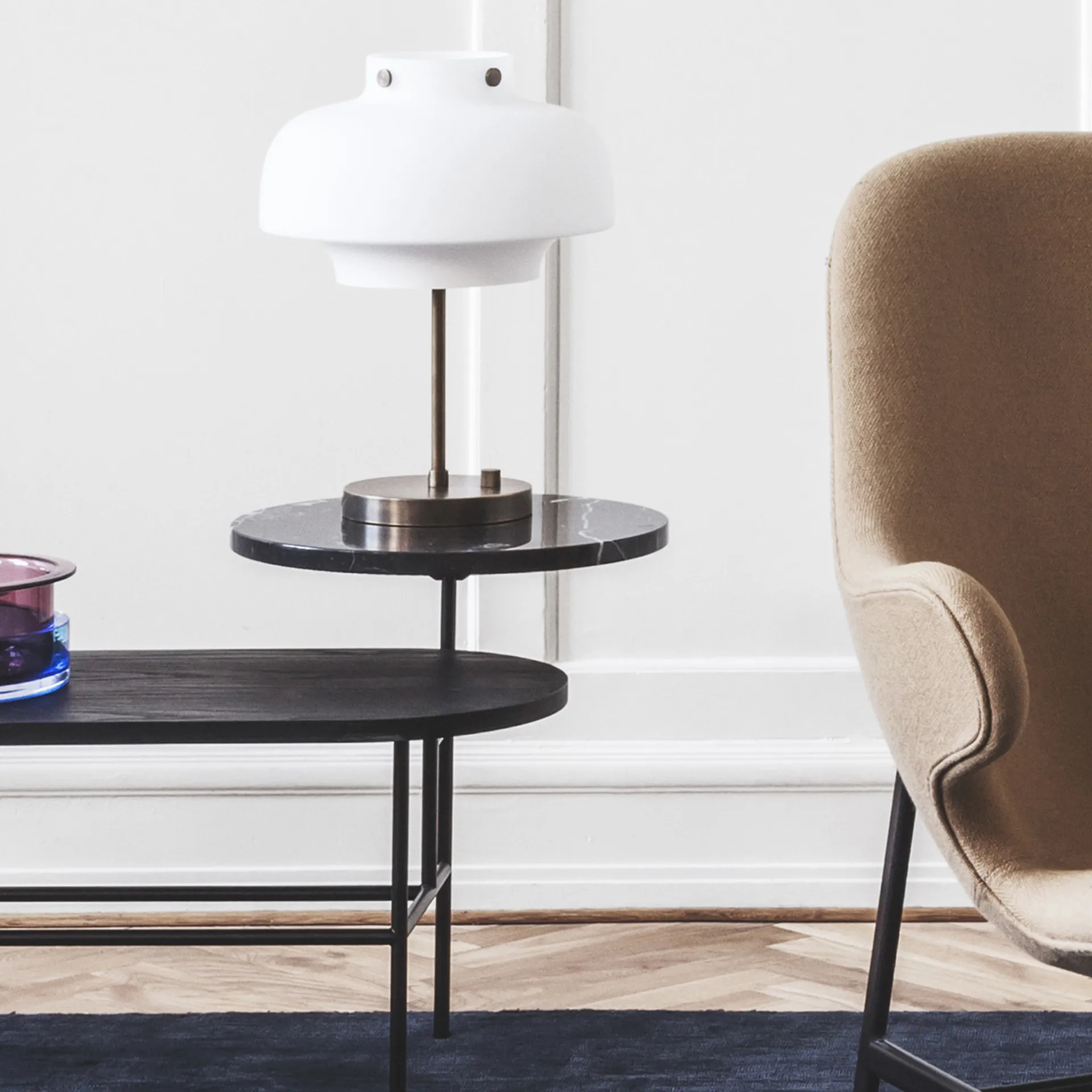 Copenhagen table lamp SC13, opal glass-brass &Tradition