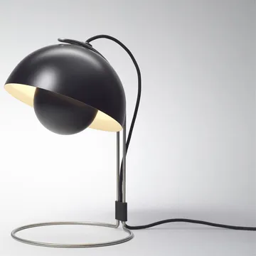 FlowerPot table lamp VP4 - mat black - &Tradition